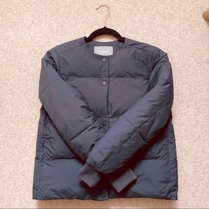 Everlane The Short Puffer in XS Dark Navy